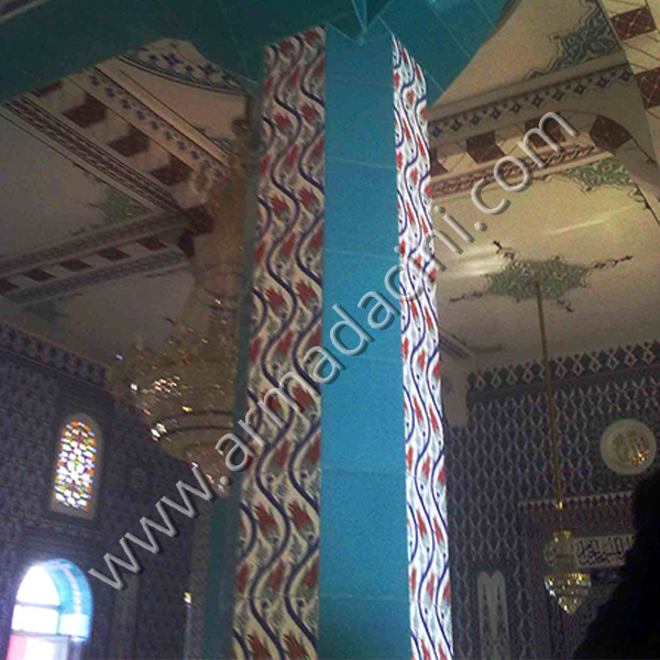 Kutahya ve ıznık cinileri,  cini desenli seramik ve mozaik karolar, cami, mescit, kubbe, otel banyo turk hamamı cinisi cini dekorasyon, Otel, spa türk hamamı, havuz seramikleri yer ve duvar çini seramik fayans dekorasyonu, osmanlı cini desenleri ve motifleri, mihrap minber ve kürsü isleri, ic cephe ve dis cephe kaplama isleri, hediyelik cini, seramik, porselen, esyalar. mosque decorations masjid interior exterior dome  gift material ceramic mosaic, hans made, ottoman turkish tiles, turkish bath, spa, bathroom tiles, special ceramic