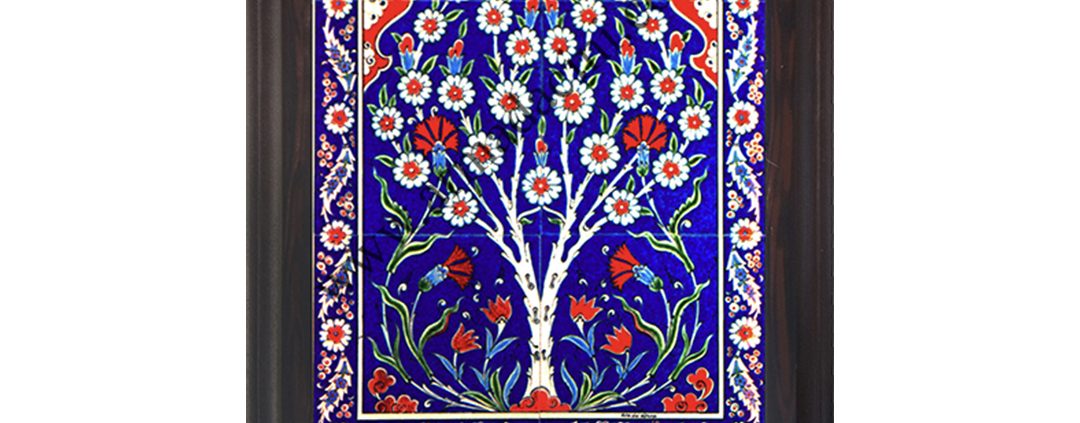 Iznik Ottoman art ceramic tile pattern